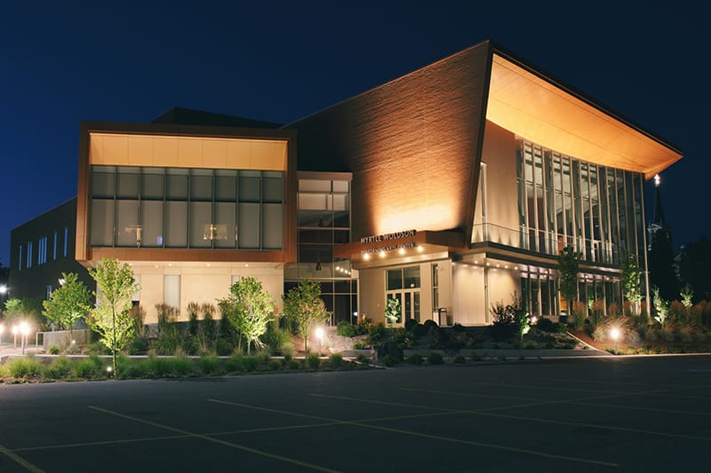 clay-elliot-AU68limgAo8-unsplash Event center