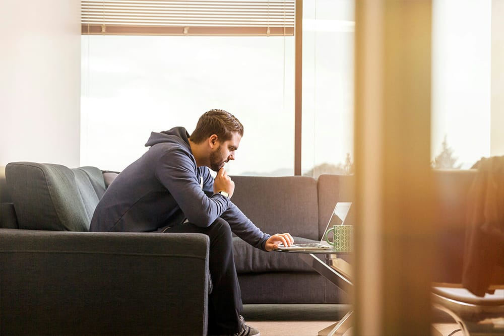 linkedin-sales-solutions-G_xz2zH-Z34-unsplash man working on a laptop